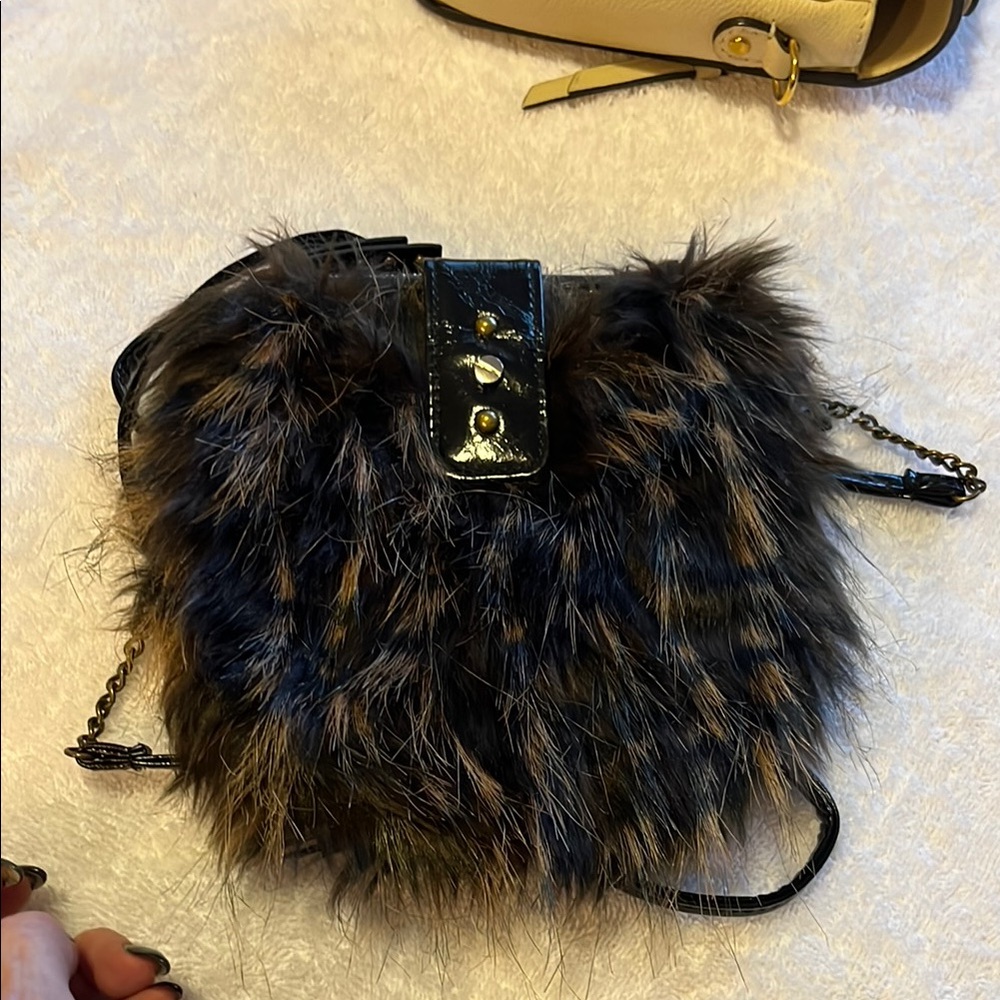 Christopher & BanksFaux Fur Crossbody#MIN Bag - Black and Brown